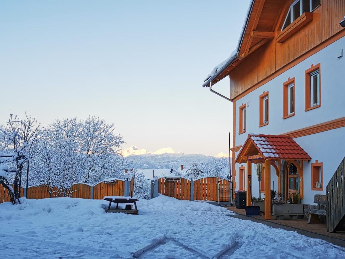 Stara Soncna Hisa Lägenhet Radovljica Exteriör bild